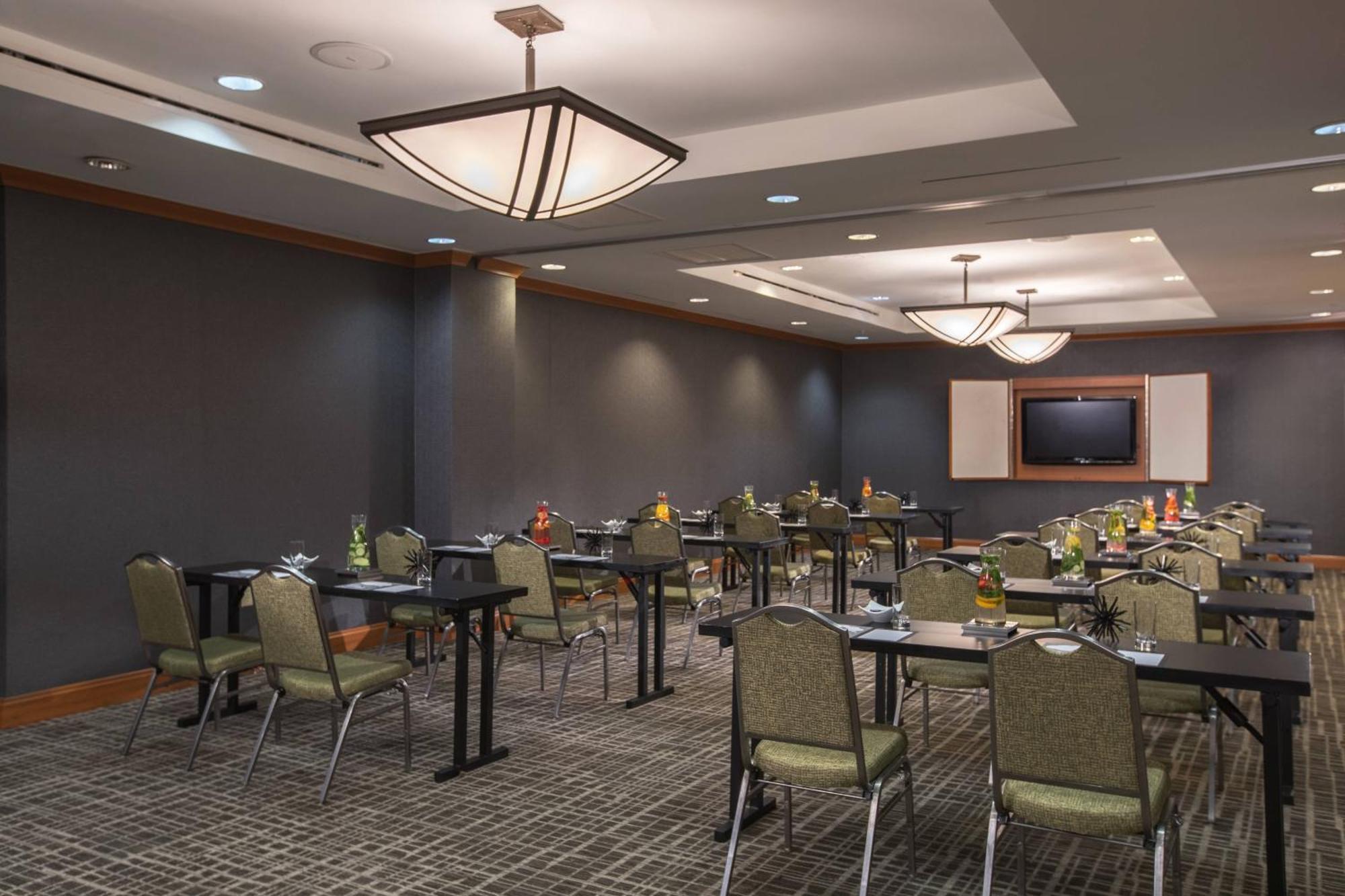 Renaissance Raleigh North Hills Hotel Dış mekan fotoğraf