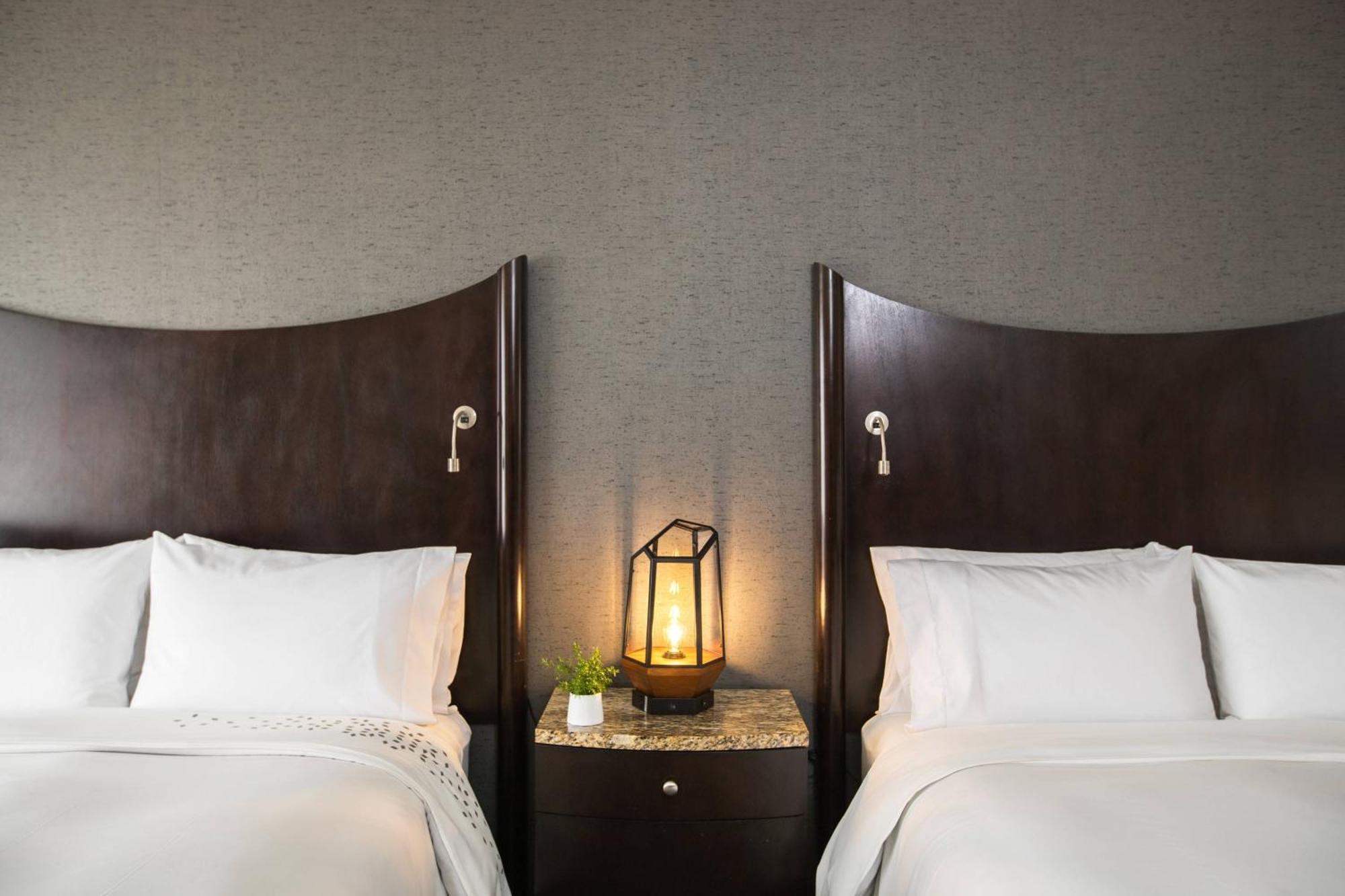 Renaissance Raleigh North Hills Hotel Dış mekan fotoğraf