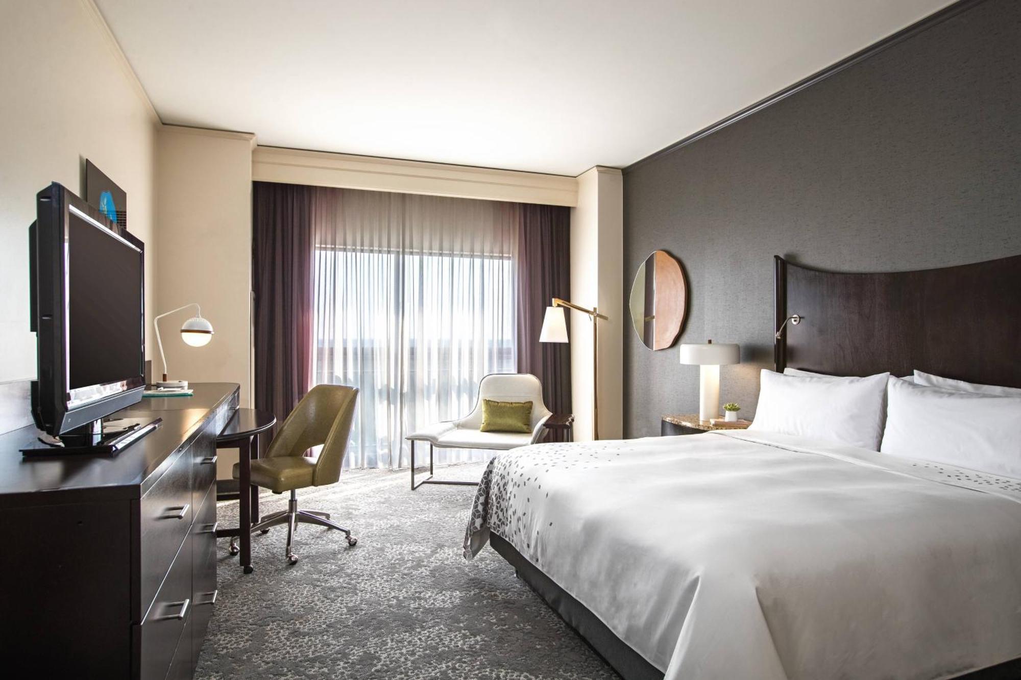 Renaissance Raleigh North Hills Hotel Dış mekan fotoğraf